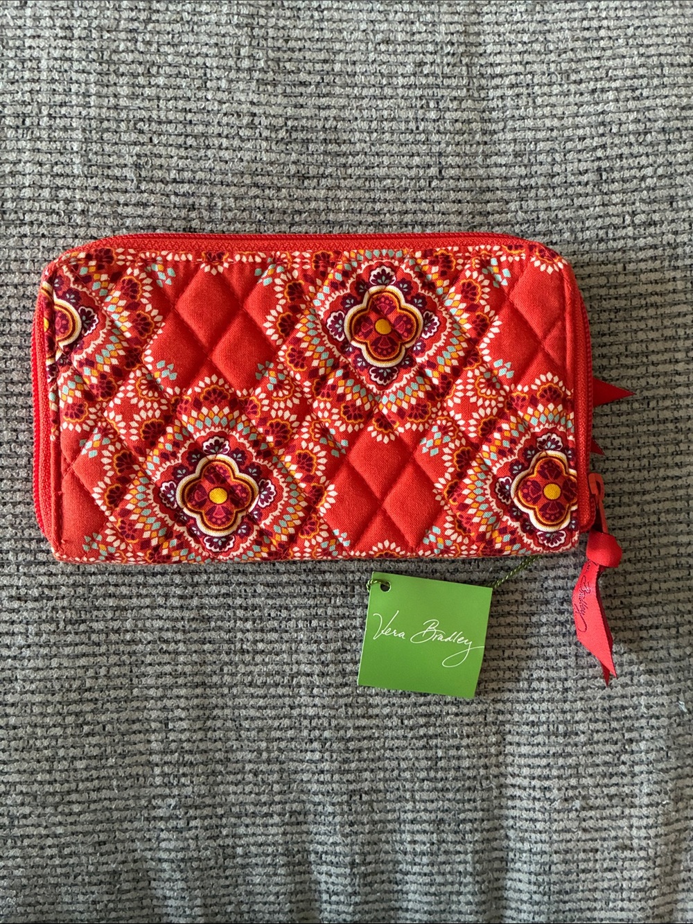 Vera Bradley Coral Red Quilted Zip Around Wallet with Floral NEW Paprika pattern